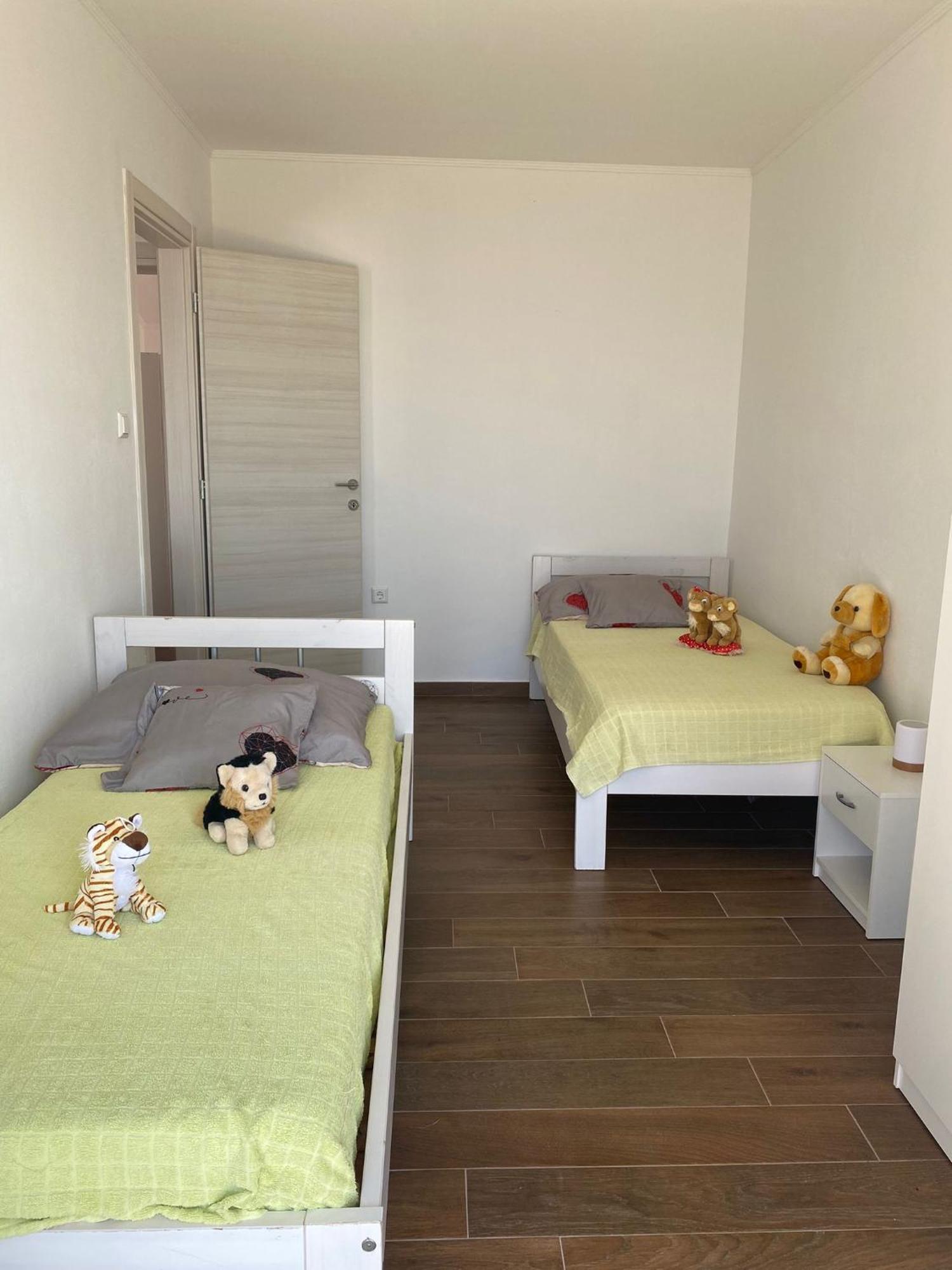 Apartman Miklic ノヴィ・ヴィノドロスキー エクステリア 写真